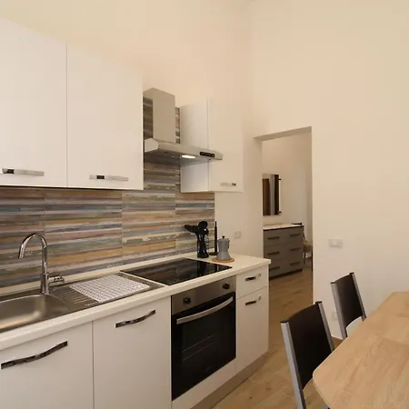 Anca Palace Appartement *