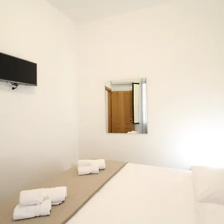 Apartment Anca Palace *