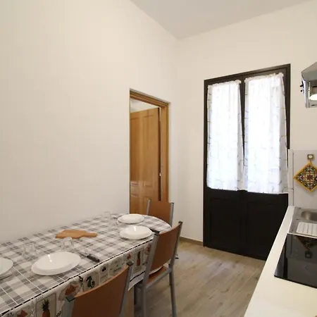Anca Palace Apartment *